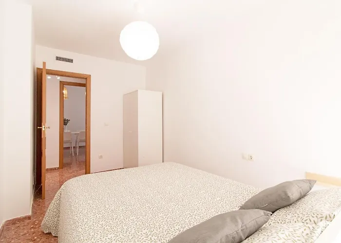 Global Properties, Apartamento De 3 Dormitorios En Sagunto