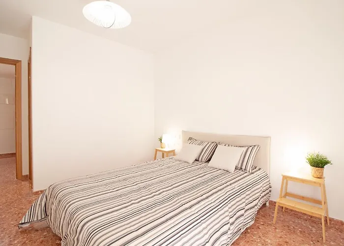 Global Properties, Apartamento De 3 Dormitorios En Sagunto